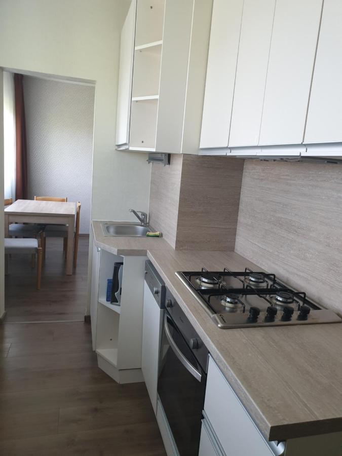 Apartman Valentin Apartment Komárno Exterior foto